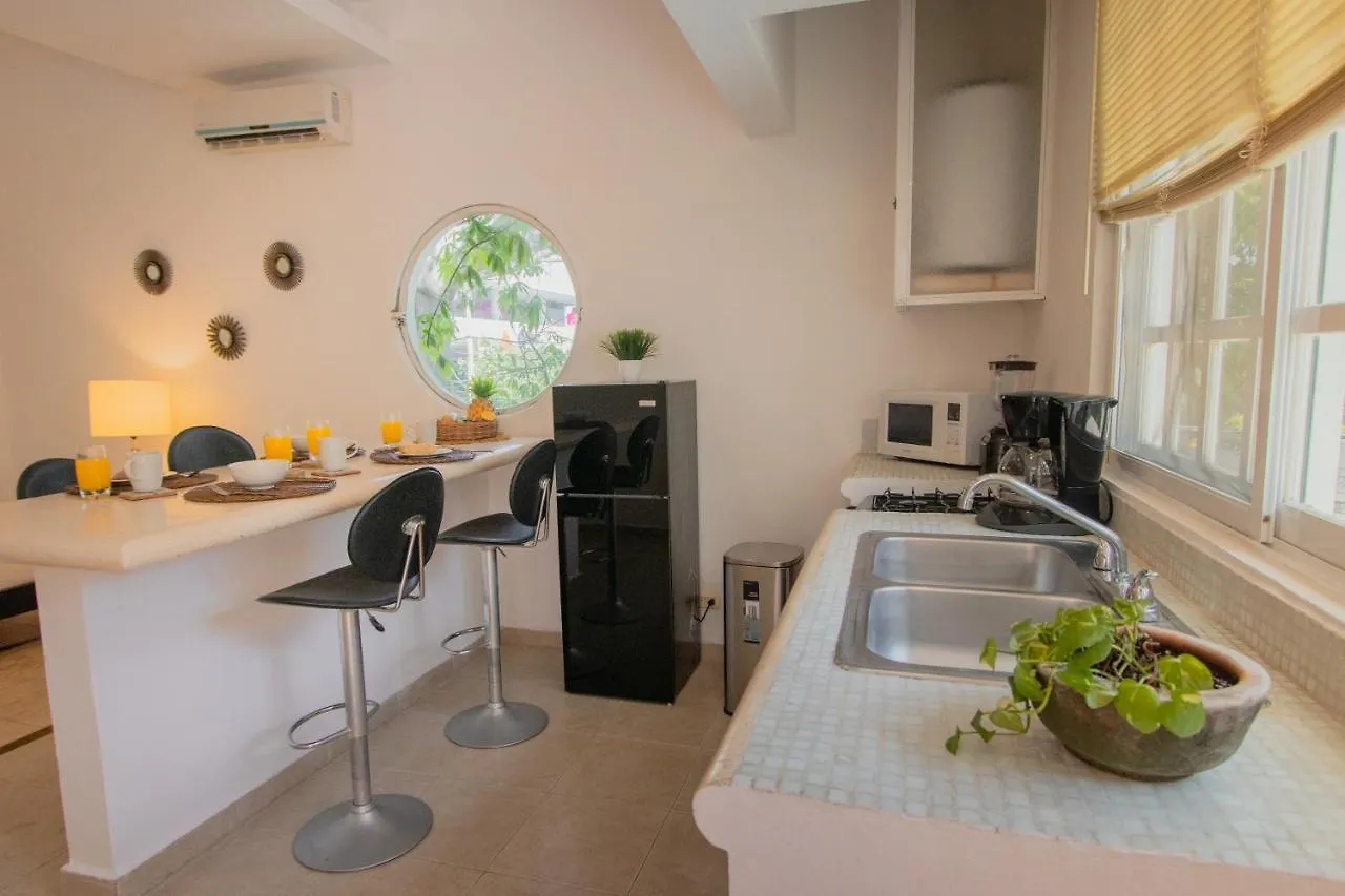 Nasim Condo Hotel Con Acceso Beach Club Gratis, Metros 5Th Avenida Playa del Carmen 3*,